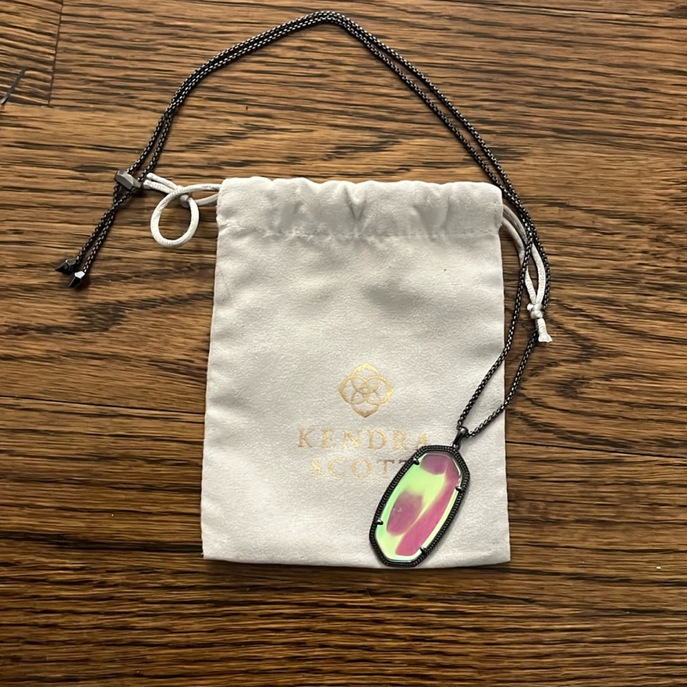 Kendra Scott Lariat necklace. Gunmetal chain with iridescent stone.